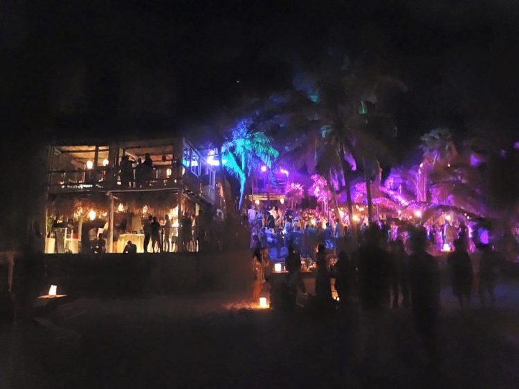 Papaya Playa Project Full moon pary