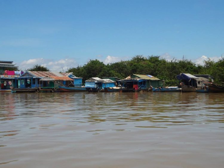 Siem Reap floating village 