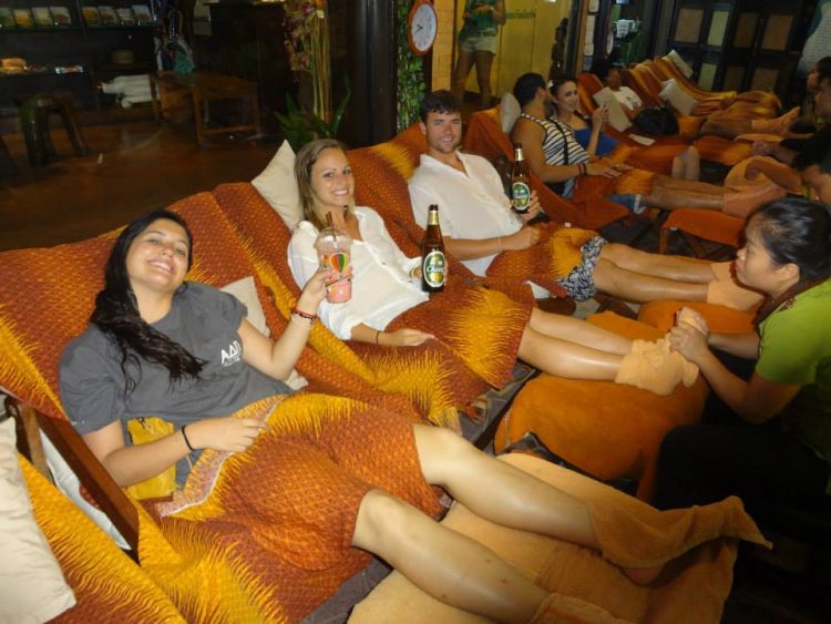 Grant Rachel and friends getting a massage in Bangkok