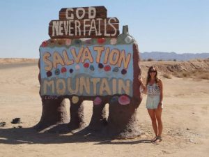 Salvation Mountain welcome sign