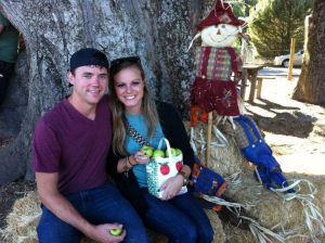 Grant and Rachel pick apples