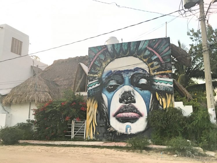 holbox street art