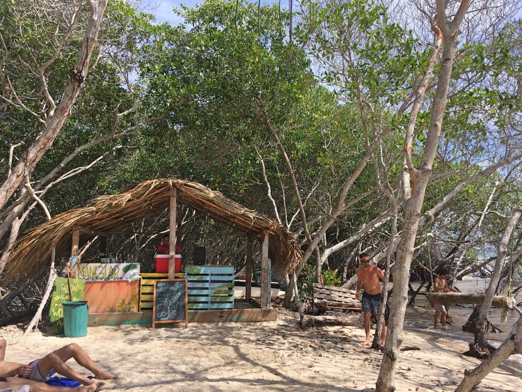 beach at hostels paraiso secretos isla grande