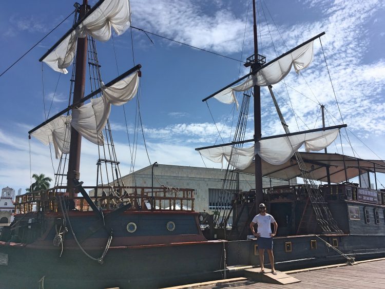 pirate ship cartagena