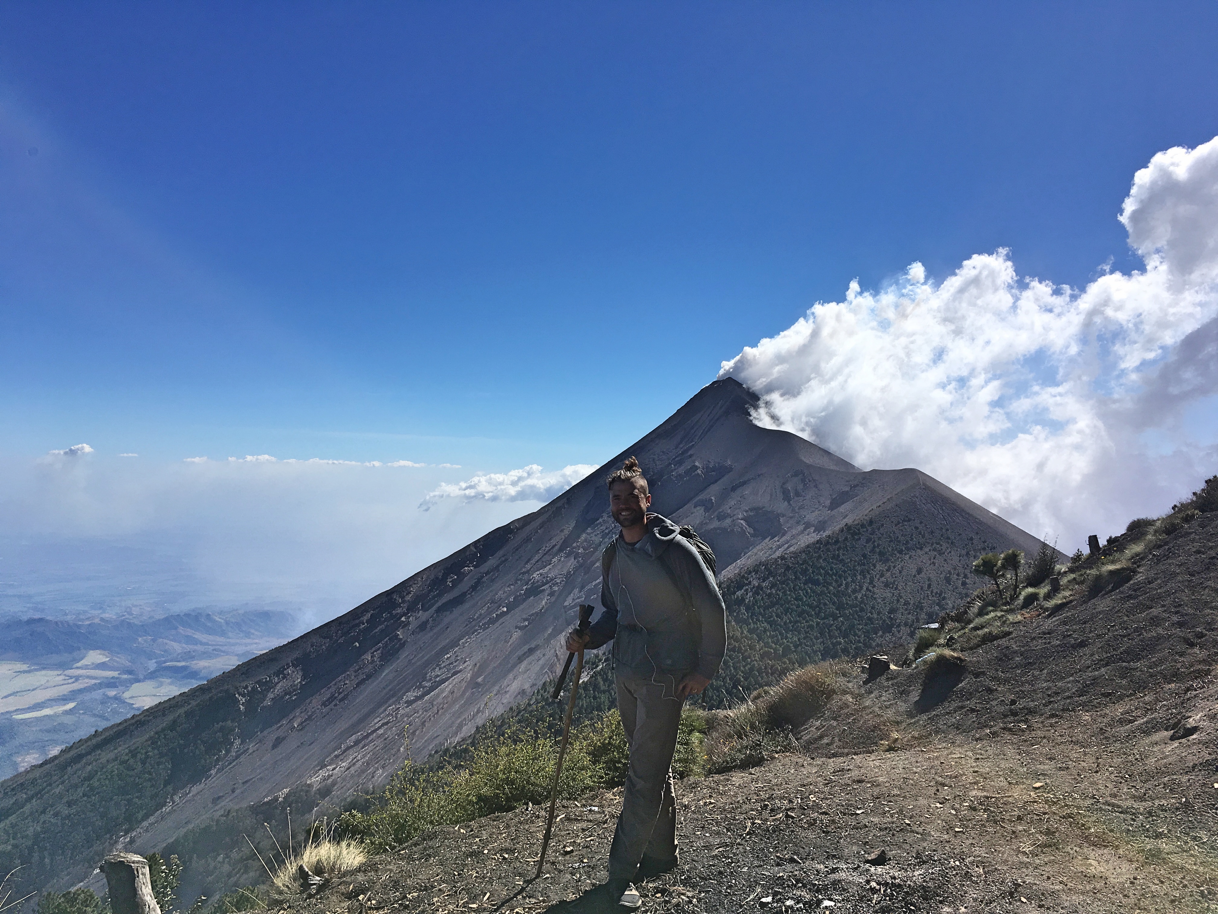 smoke at acatenango