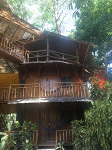 treehouse hostel santa teresa