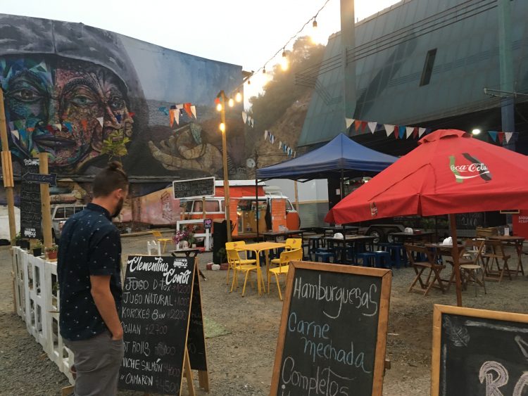 food trucks valparaiso