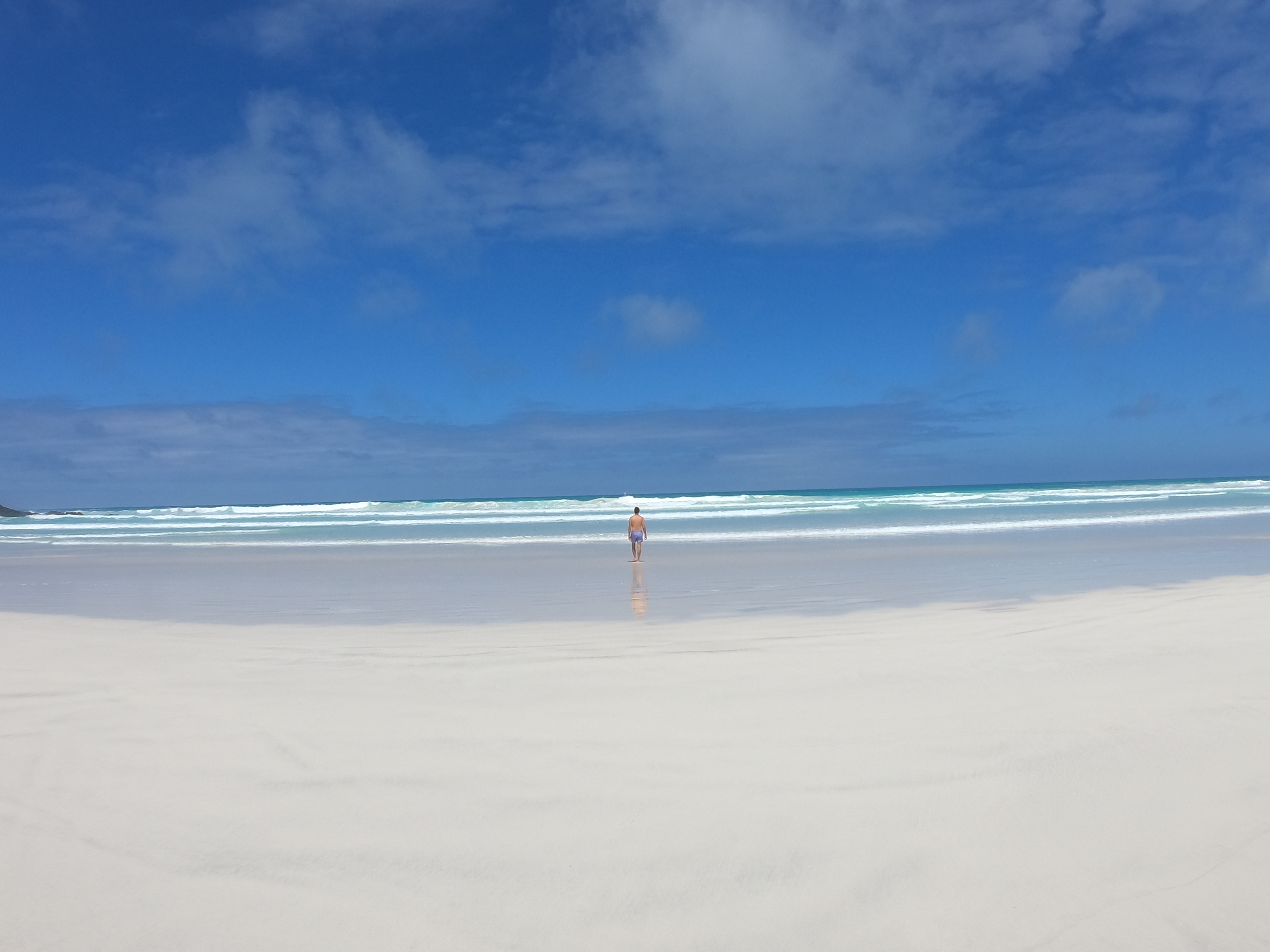beaches in galapagos