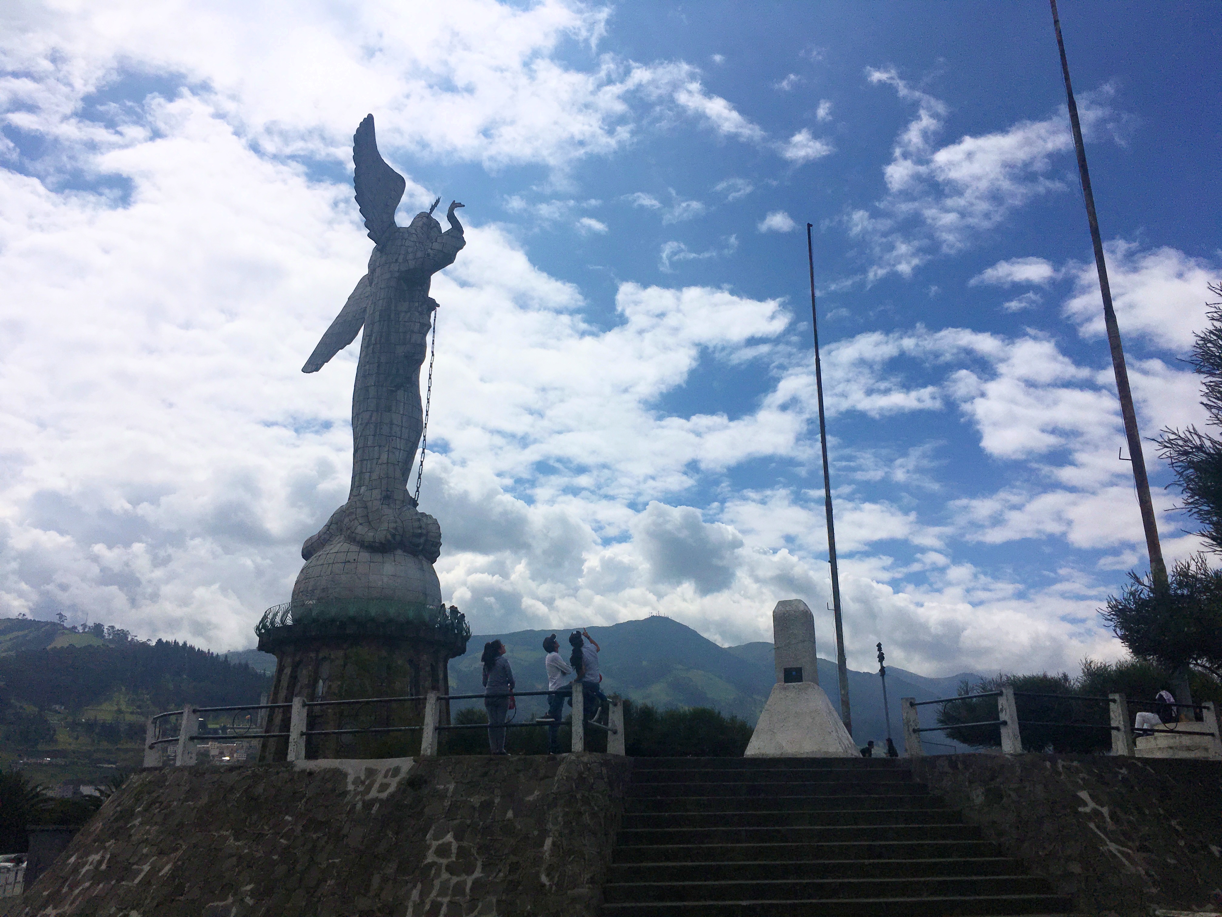 panecillo views quito