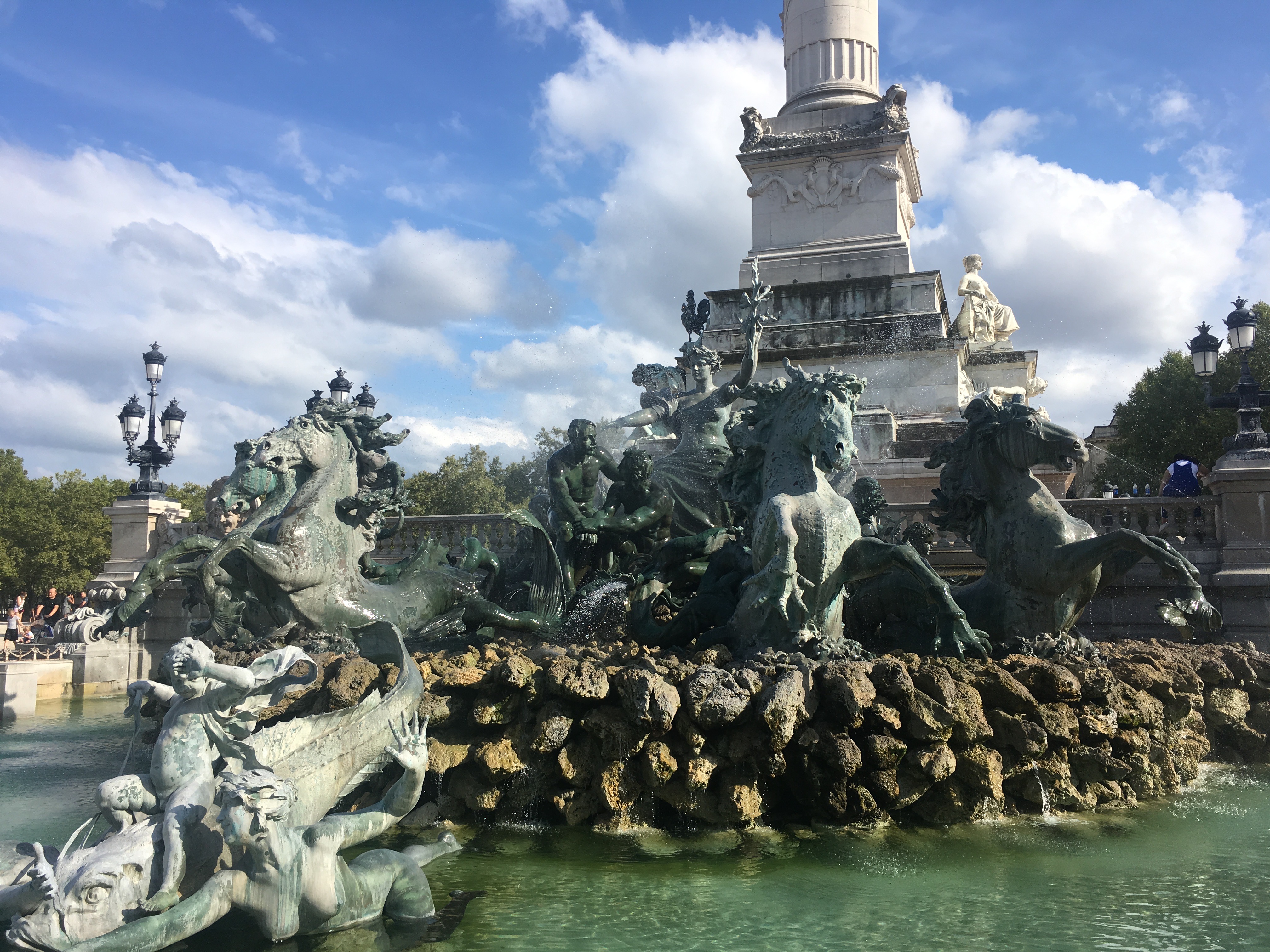 fountain in bordeaux