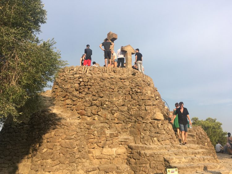 park guell sunset spot