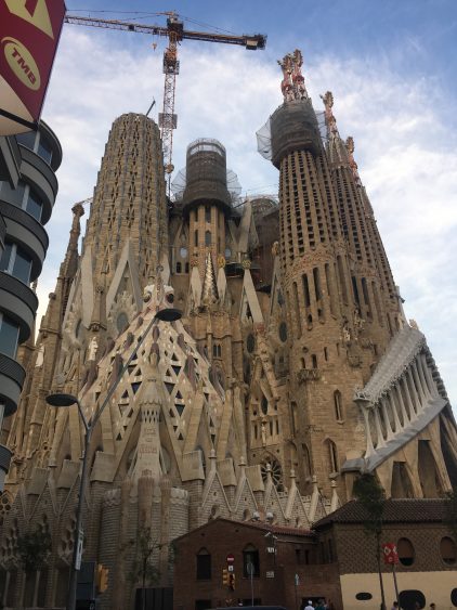 sagrada familia construction