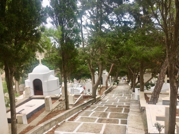 cemetary Lefkes paros