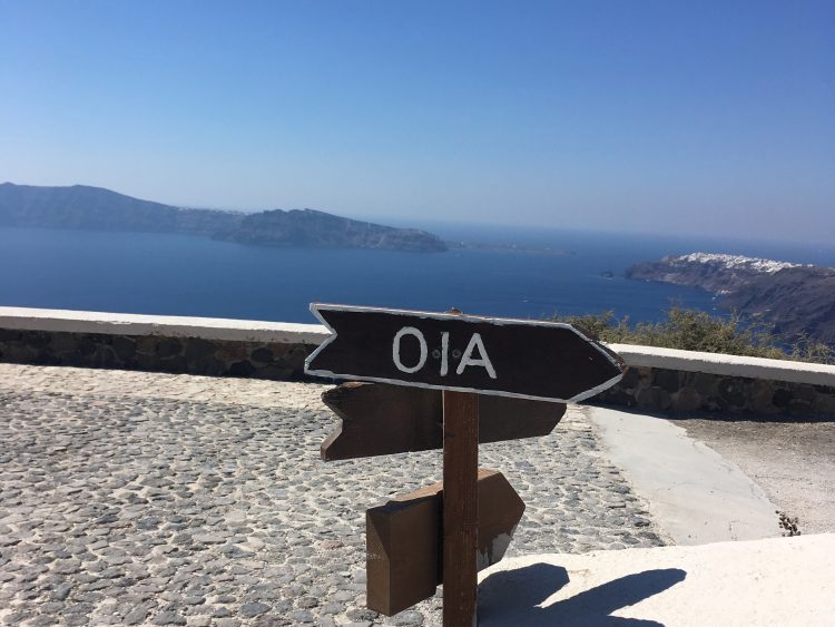 hike to oia